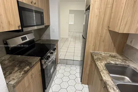 1457 NE 152nd St, North Miami Beach FL 33162