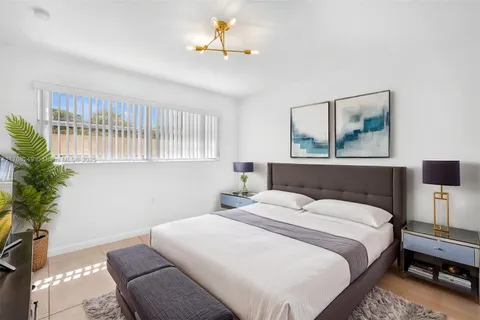 11840 NE 19th Dr # 3, North Miami FL 33181