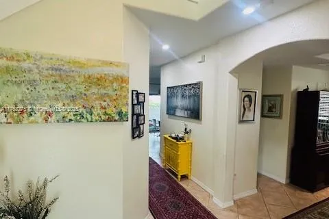 4318 NW 113th Pl, Doral FL 33178