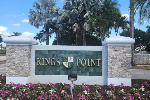 10747 W Clairmont Cir # 204, Tamarac FL 33321