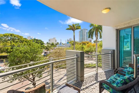 110 Washington Ave # 2307, Miami Beach FL 33139