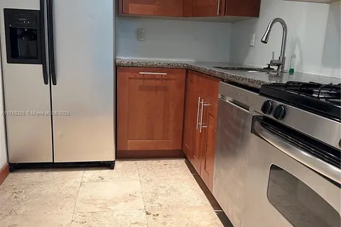 2201 Brickell Ave # 4, Miami FL 33129