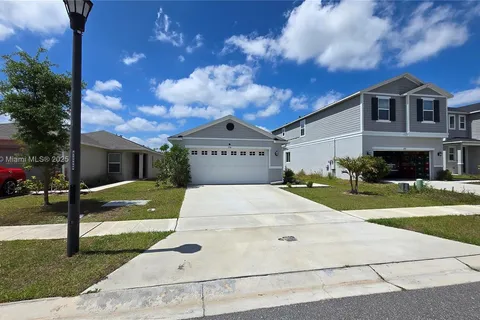 1136 Papaya Cir, Davenport FL 33897