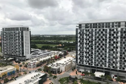 5350 NW 84th Ave # 1814, Doral FL 33166