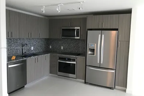 5350 NW 84th Ave # 1814, Doral FL 33166