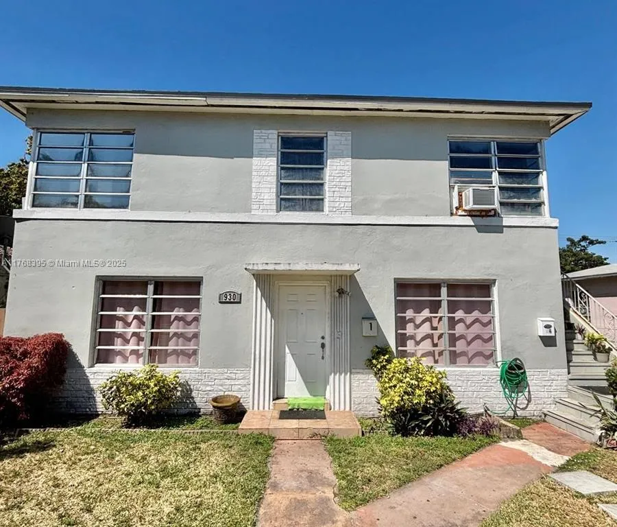 930 SW 22nd Ave, Miami FL 33135