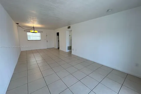 12890 NE 8th Ave # 202, North Miami FL 33161