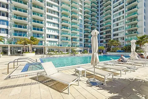 1000 West Ave # 1423, Miami Beach FL 33139