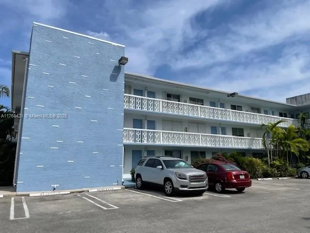 1120 102nd St # 23, Bay Harbor Islands FL 33154