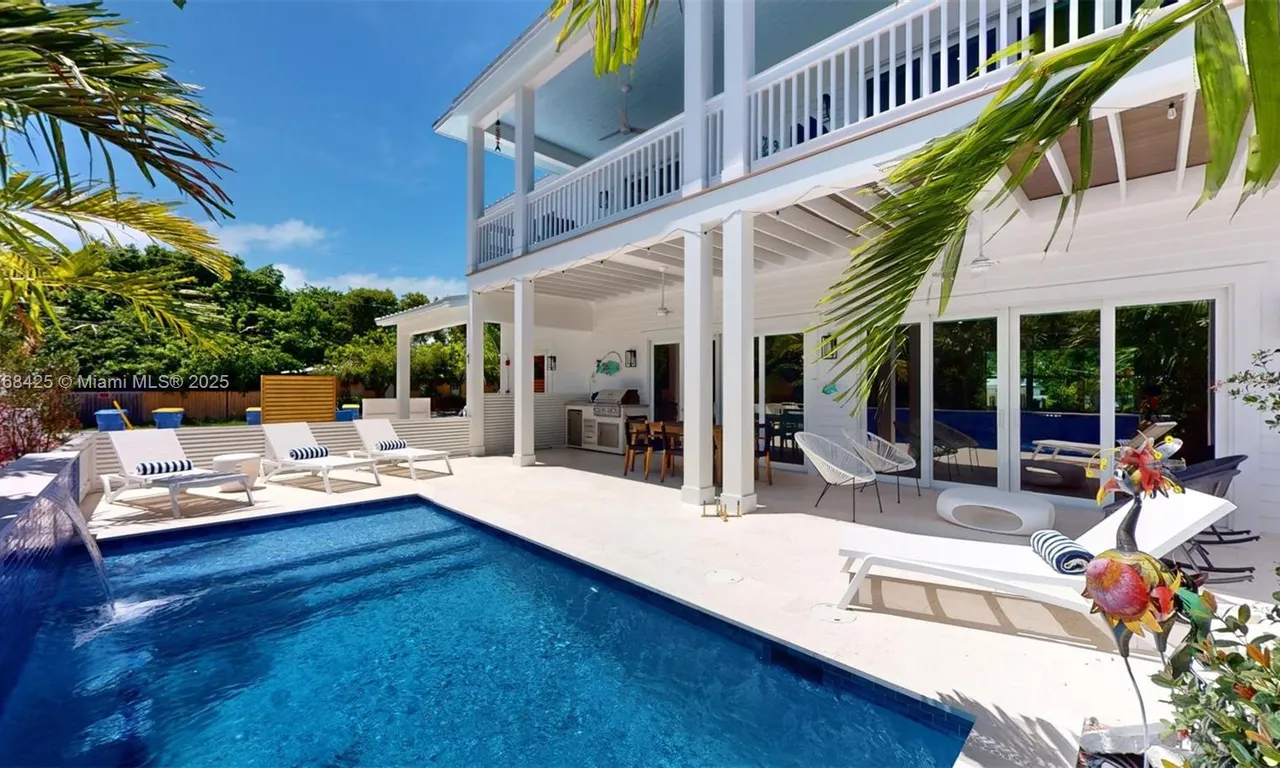 105 Carroll # 1, Islamorada FL 33036