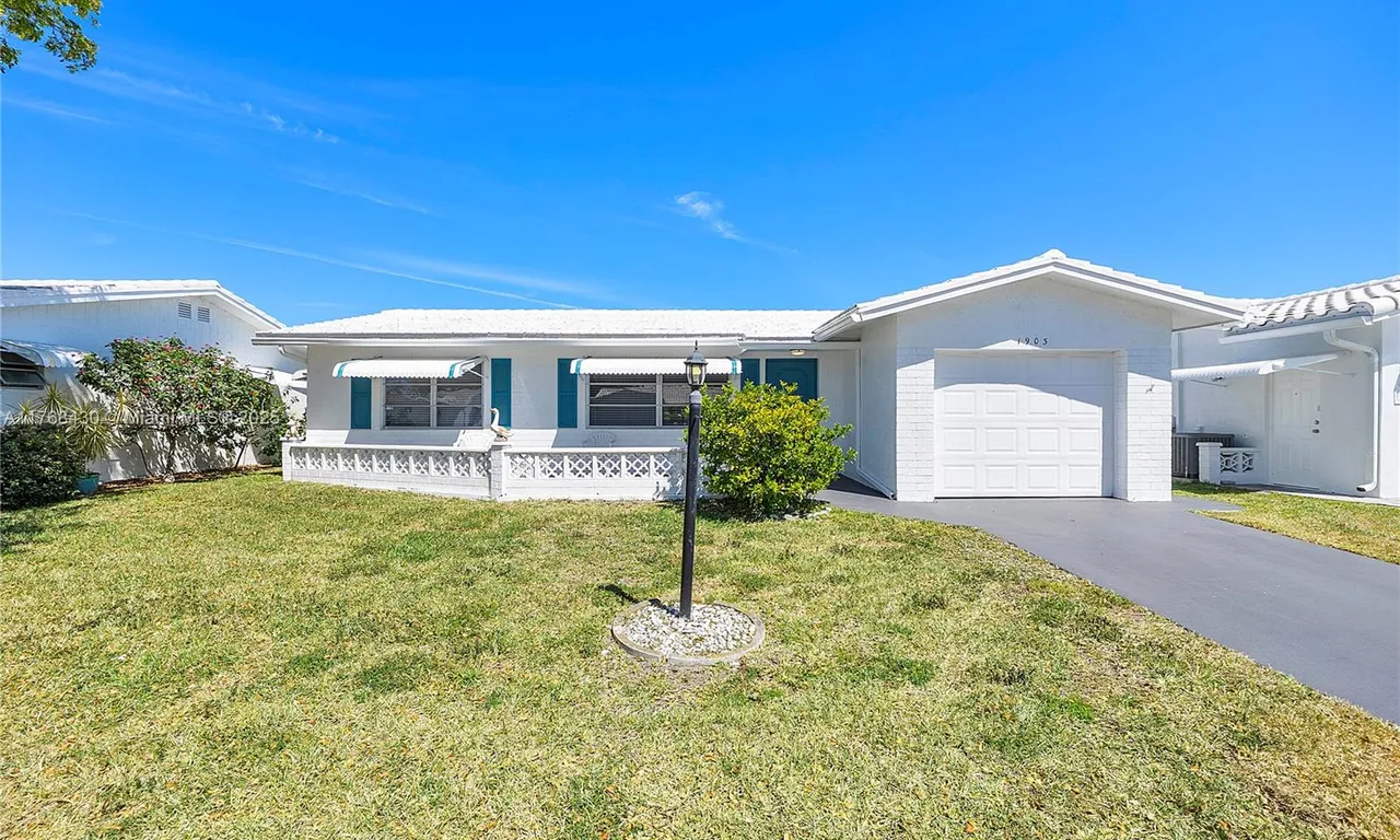 1903 SW 22nd Ave, Boynton Beach FL 33426