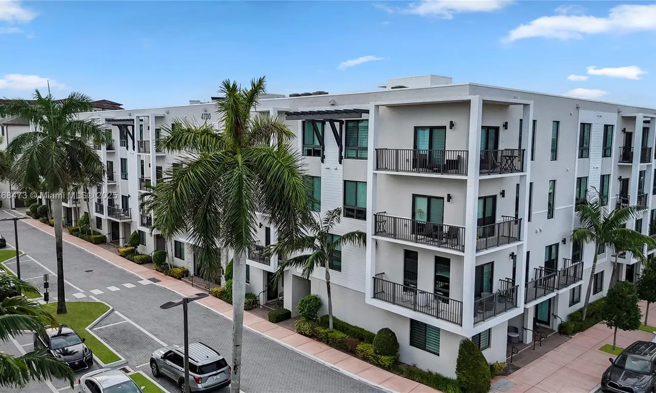 4700 NW 84th Ave # 44, Doral FL 33166