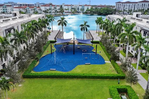 4700 NW 84th Ave # 44, Doral FL 33166