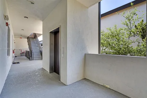 7825 NW 104th Ave # 40, Doral FL 33178