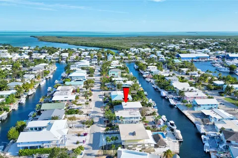 162 Azalea Street, Plantation Key FL 33070