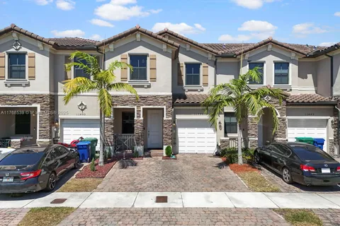 11449 SW 252nd Ter, Homestead FL 33032