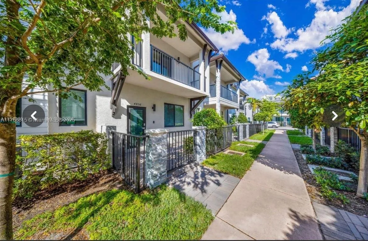 4675 NW 83rd Pkwy # 4675, Doral FL 33166