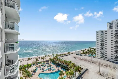 3801 S Ocean Dr # 11J, Hollywood FL 33019