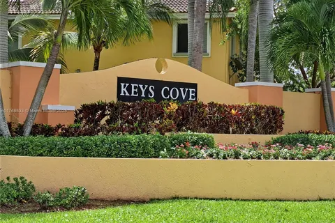 2731 SE 17th Ave # 203, Homestead FL 33035