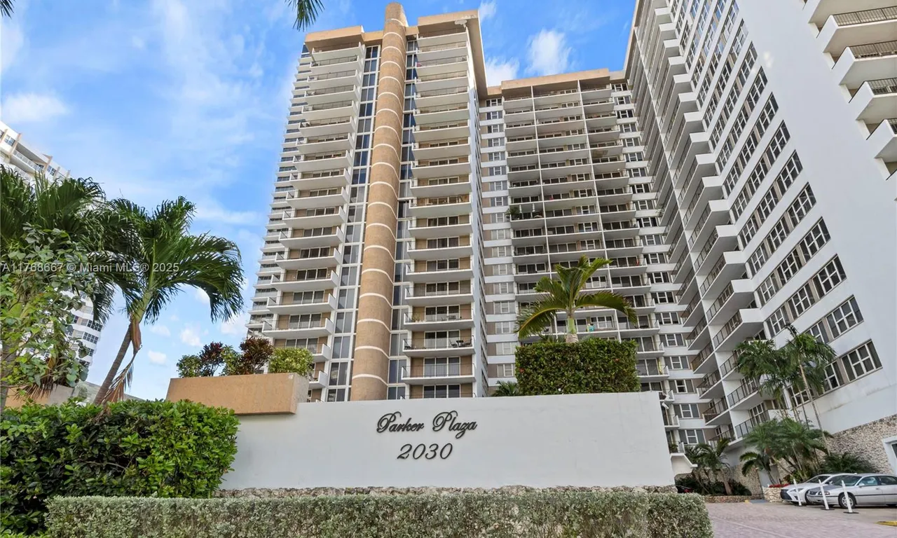 2030 S Ocean Dr # 1820, Hallandale Beach FL 33009