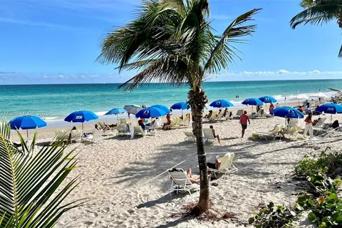 2030 S Ocean Dr # 1820, Hallandale Beach FL 33009
