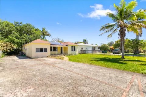 14443 S Biscayne River Rd, Miami FL 33161