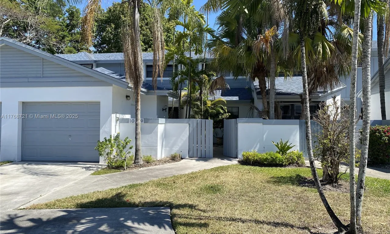 10109 NW 52nd Ter, Doral FL 33178