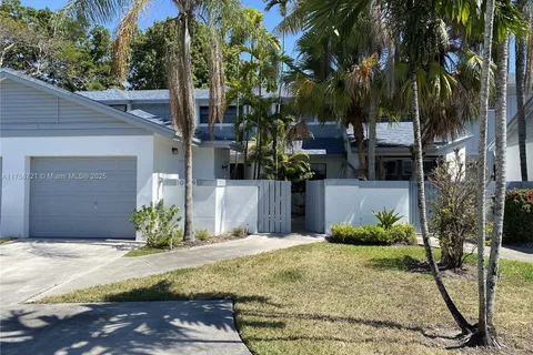 10109 NW 52nd Ter, Doral FL 33178