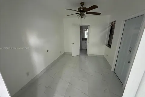 19331 SW 116th Ave # 1, Miami FL 33157