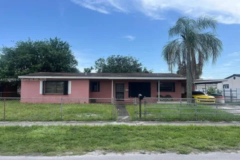 3010 NW 186th Ter, Miami Gardens FL 33056