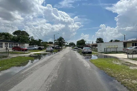 3010 NW 186th Ter, Miami Gardens FL 33056