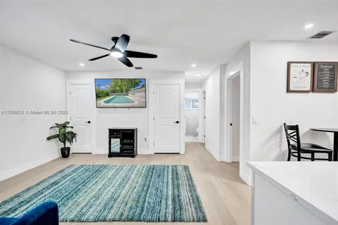 1177 NW 30th # 1177, Fort Lauderdale FL 33311