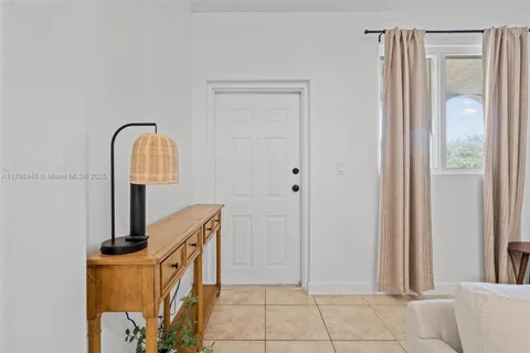 2731 SE 17th Ave # 211, Homestead FL 33035