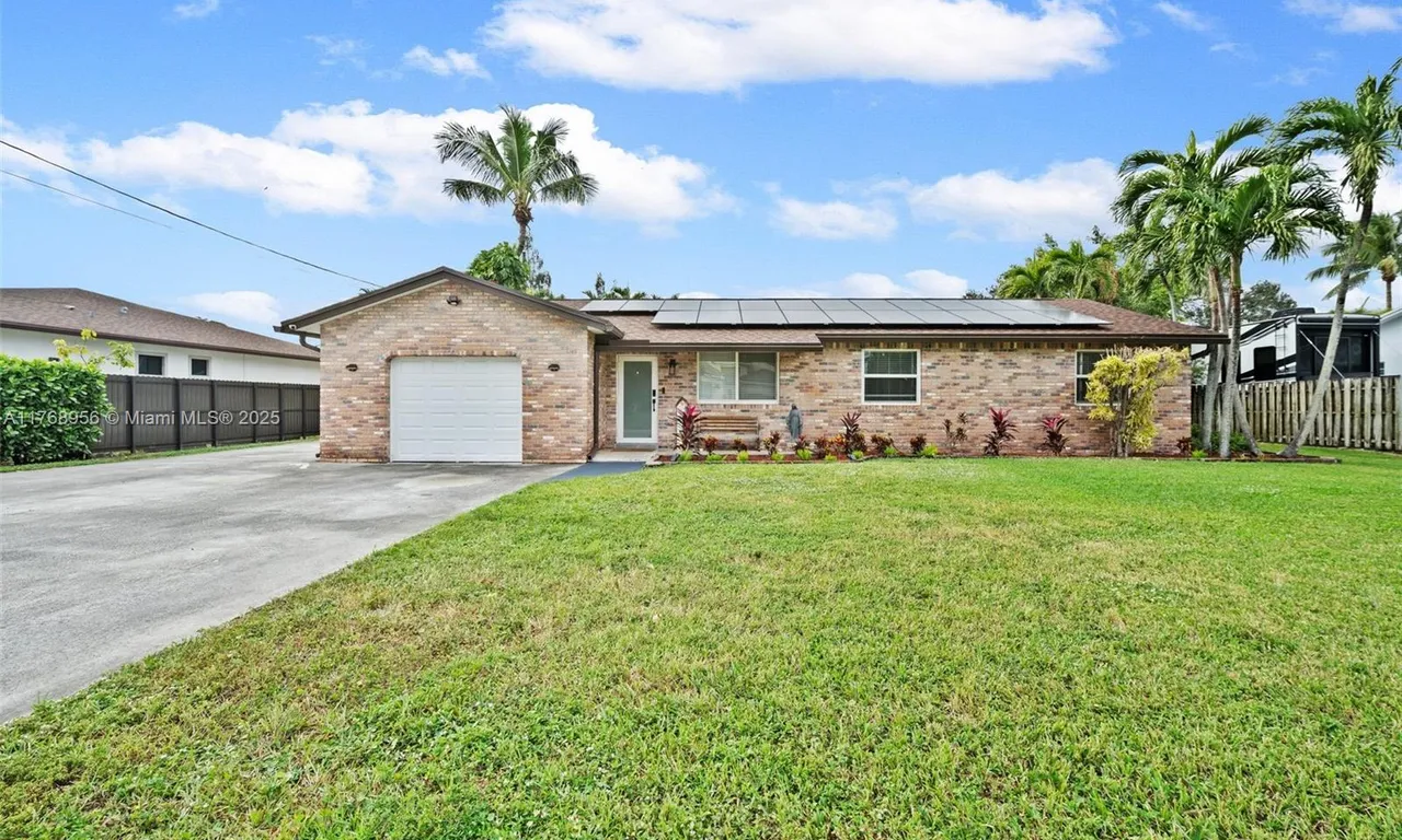 4291 SW 67th Ter # 1, Davie FL 33314