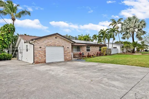 4291 SW 67th Ter # 1, Davie FL 33314