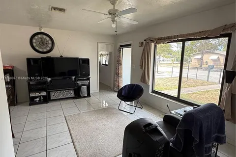 4452 NW 204th St, Miami Gardens FL 33055