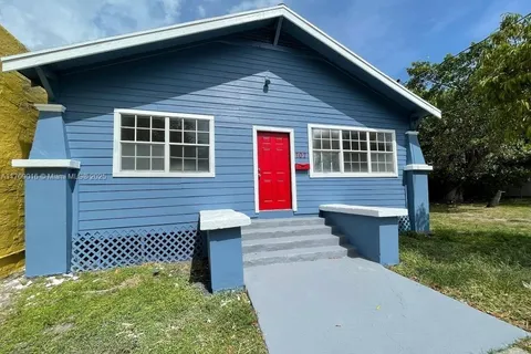 707 4th St # 0, West Palm Beach FL 33401