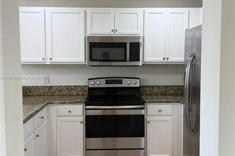 11603 NW 89th St # 203, Doral FL 33178