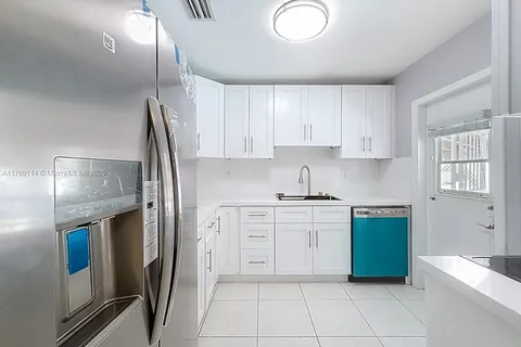 48 Marabella Ave, Coral Gables FL 33134