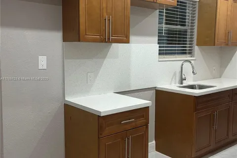 833 NE 153rd Ter, Miami FL 33162
