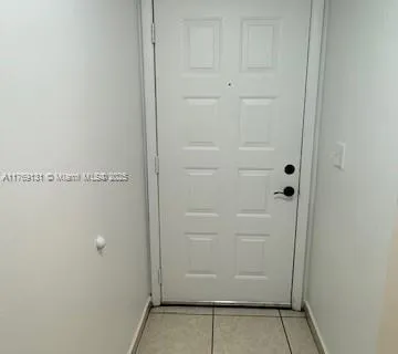17000 NW 67 Ave # 124, Hialeah FL 33015