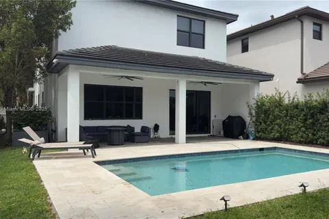 4980 Whispering Way, Dania Beach FL 33312