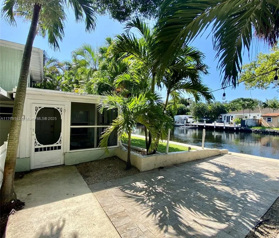 1310 NE 30th St # 3, Oakland Park FL 33334