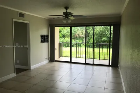 1721 Balfour Point Dr # F, West Palm Beach FL 33411