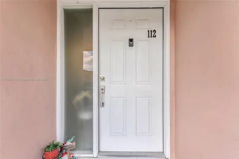 5835 W 20th Ave # 112, Hialeah FL 33012