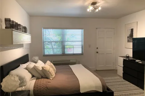 911 Meridian Ave # 105, Miami Beach FL 33139