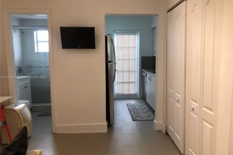 911 Meridian Ave # 105, Miami Beach FL 33139