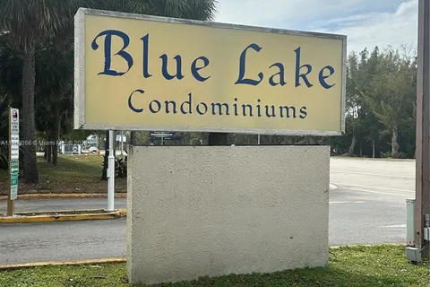 3370 Beau Rivage Dr # B8, Pompano Beach FL 33064