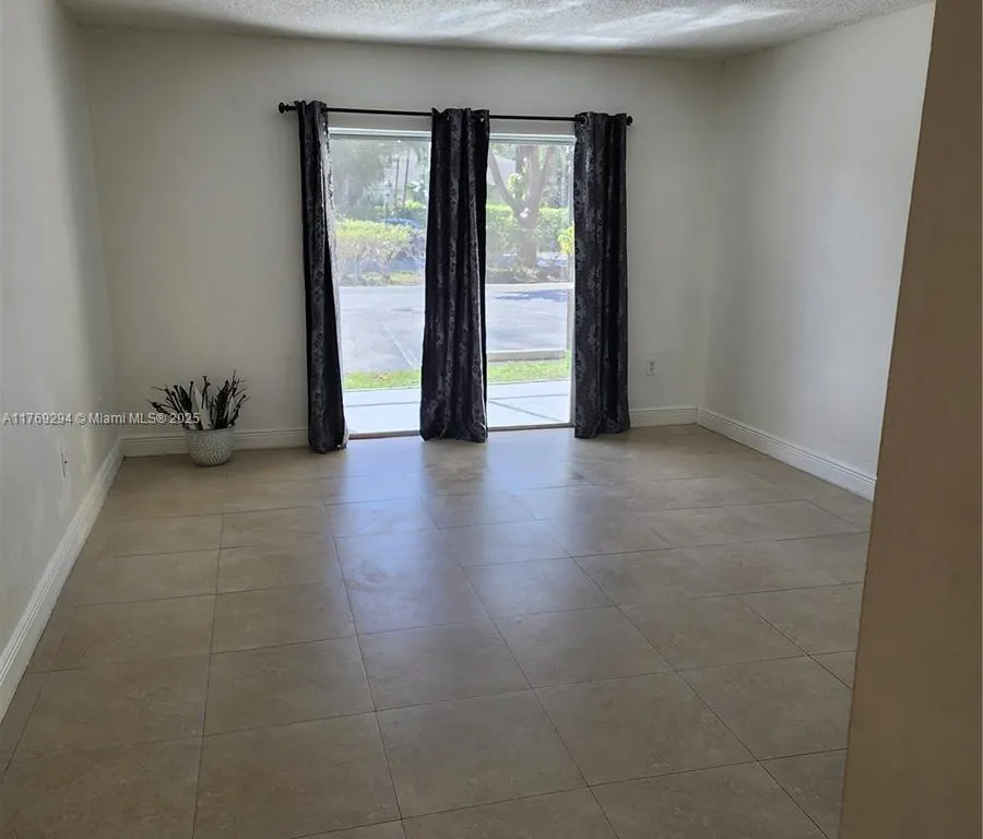 4354 NW 9th Ave # 1F, Deerfield Beach FL 33064