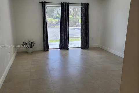 4354 NW 9th Ave # 1F, Deerfield Beach FL 33064